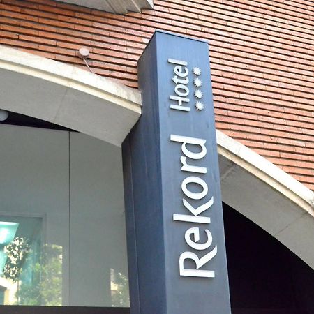Atenea Rekord Suites Barselona Dış mekan fotoğraf